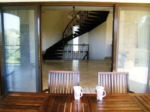 Битез: Villa Silver