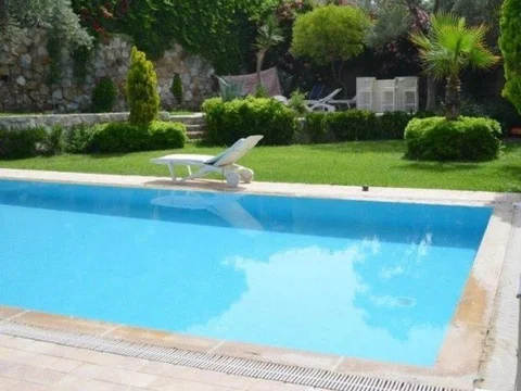 Битез: Villa Palmira