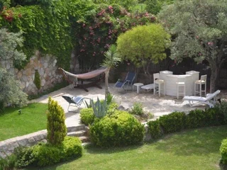 Битез: Villa Palmira