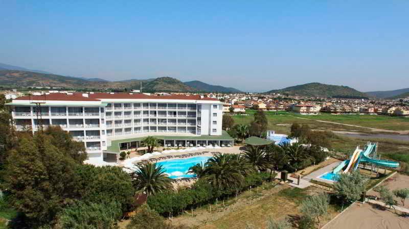 Дикили: Le Monde Beach Resort & Spa