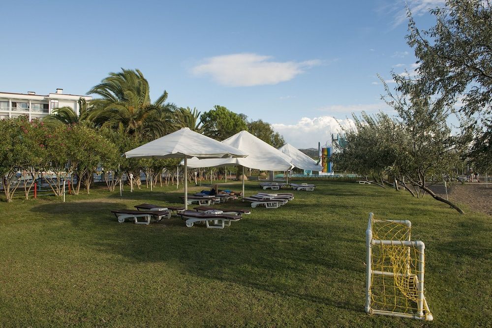Дикили: Le Monde Beach Resort & Spa