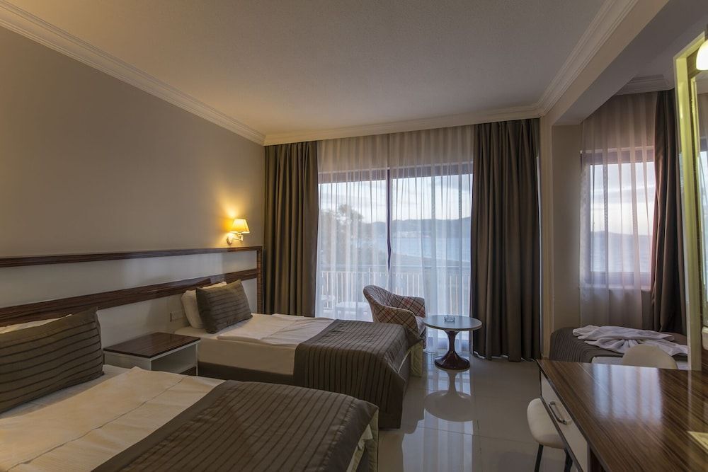 Дикили: Le Monde Beach Resort & Spa