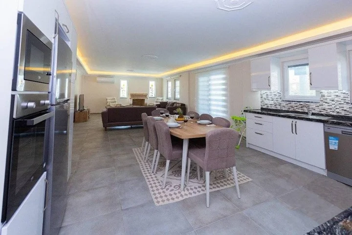 Дальян: Captivating 6-bed Villa Hanimeli Dalyan