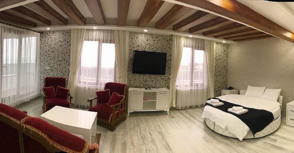 Акчакоча: Akcakoca Eftelya Buti̇k Otel