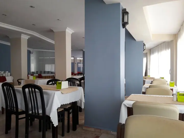 Айвалык: Club Urgench Hotel