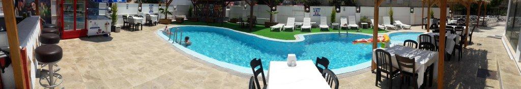 Айвалык: Club Urgench Hotel