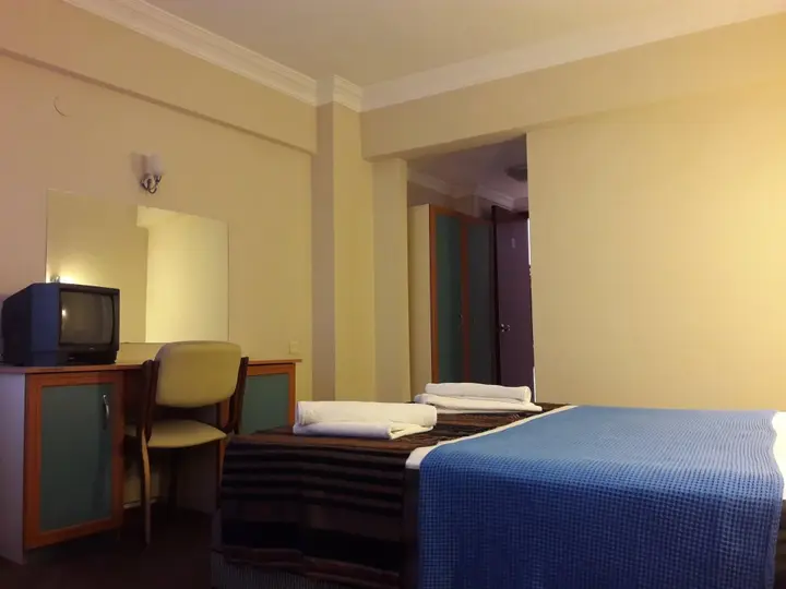 Айвалык: Club Urgench Hotel