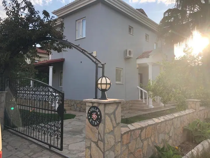 Дальян: Villa Etki