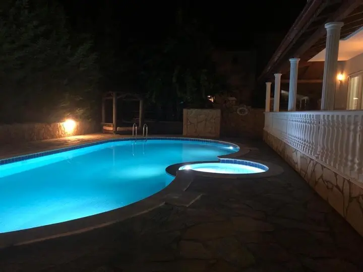 Дальян: Villa Etki