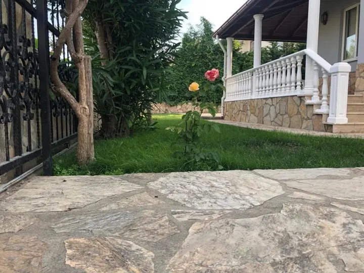 Дальян: Villa Etki