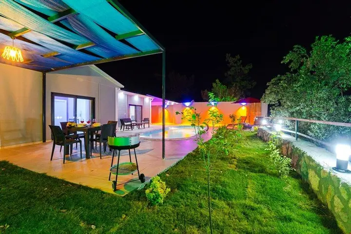 Исламлар: Villa Onka 1