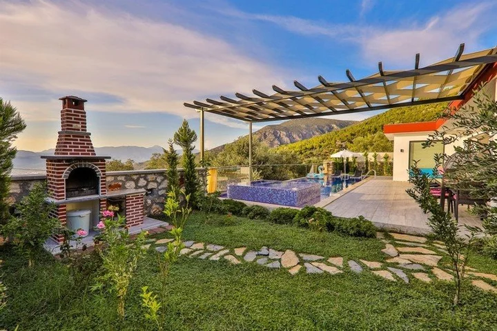 Исламлар: Villa Yagmur