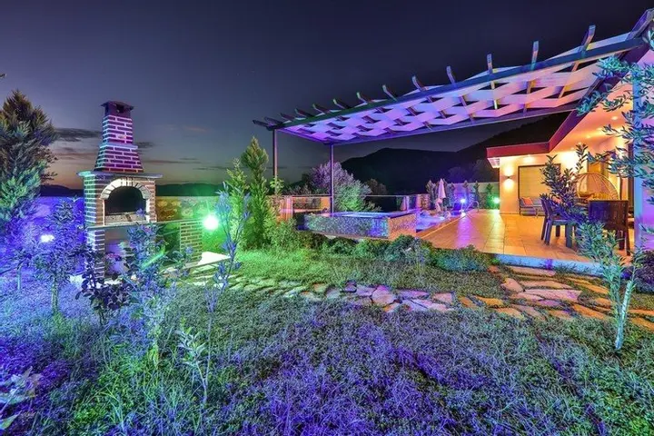 Исламлар: Villa Yagmur