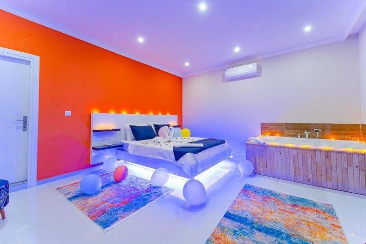 Исламлар: Villa Onka 12
