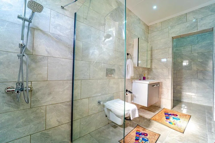 Исламлар: Villa Onka 12