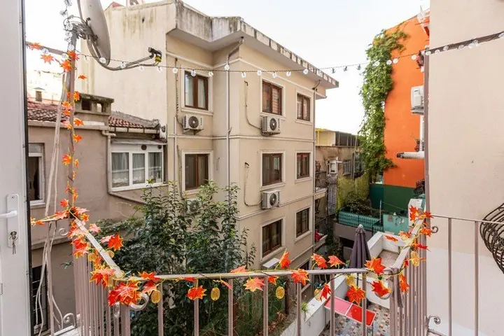 Стамбул: Brick | Cihangir