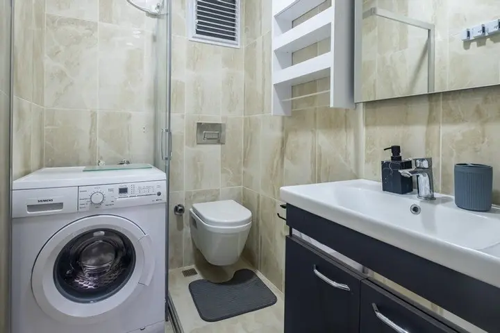 Стамбул: Bryas | Maltepe