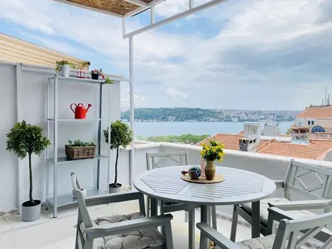 Стамбул: Basil | Besiktas