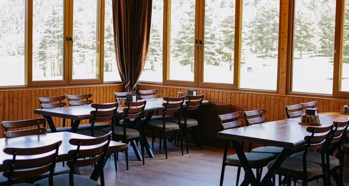 Кахраманмарас: Başkonuş Yaylası Orman Evleri