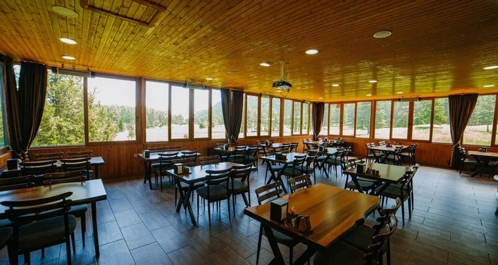 Кахраманмарас: Başkonuş Yaylası Orman Evleri