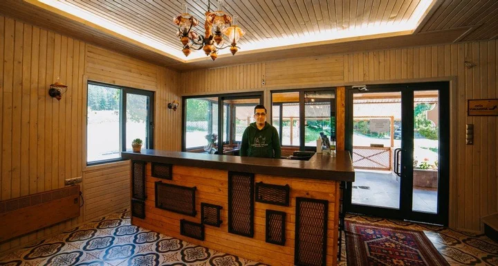 Кахраманмарас: Başkonuş Yaylası Orman Evleri