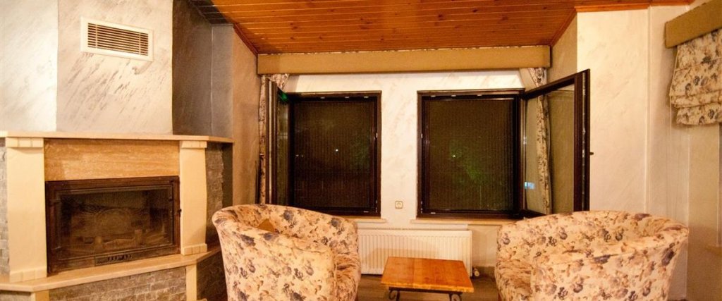 Сайл: Gizemli Nehir Hotel
