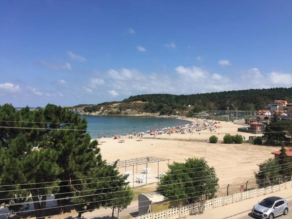 carousel image 4