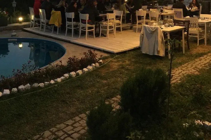 Зейтинликой: Dimitri Ada Evi