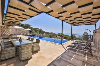 Патара: Villa Gunes