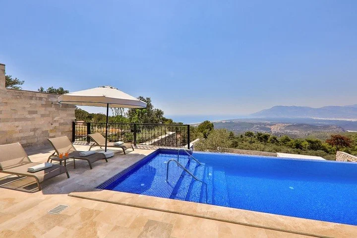 Патара: Villa Gunes