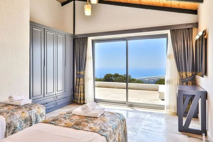 Патара: Villa Gunes