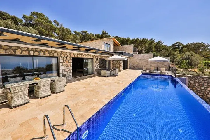 Патара: Villa Gunes