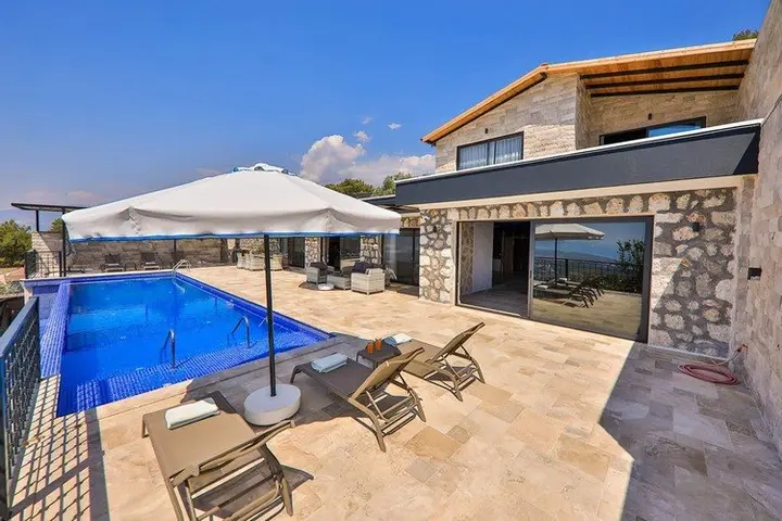 Патара: Villa Gunes
