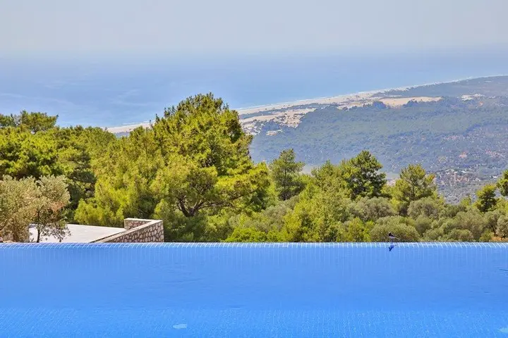 Патара: Villa Gunes