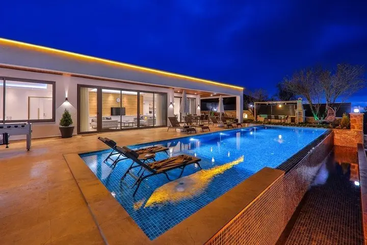 Сарыбелен: Villa Cagla