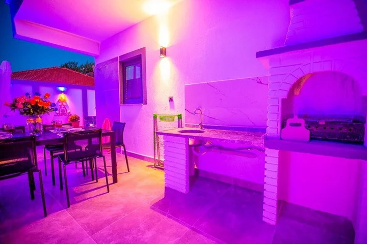 Сарыбелен: Villa Pink