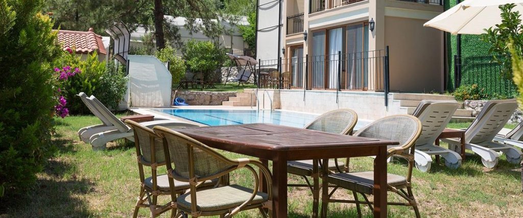 Турунч: Villa Alya