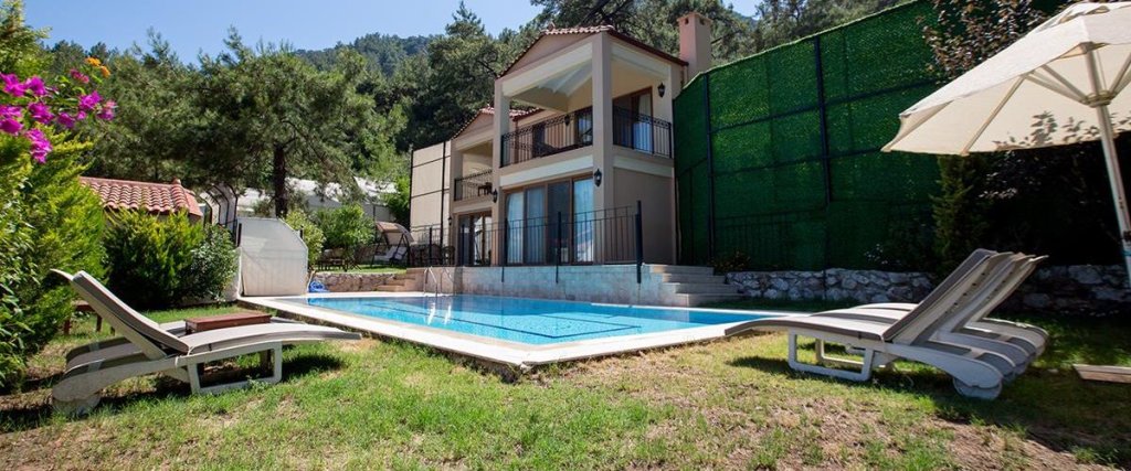 Турунч: Villa Alya