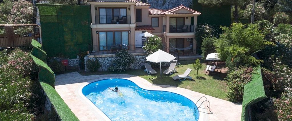 Турунч: Villa Alya