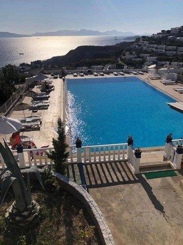 Тургутрейс: Villa Arel