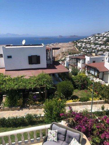 Тургутрейс: Villa Arel