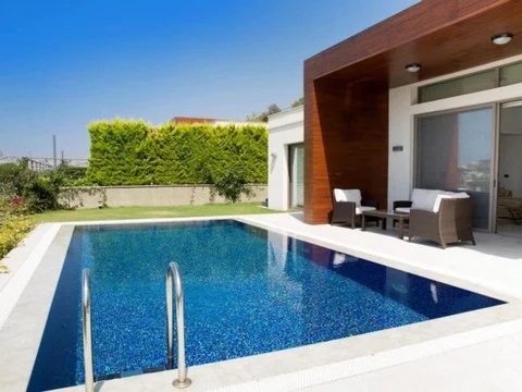 Яликавак: Villa Por
