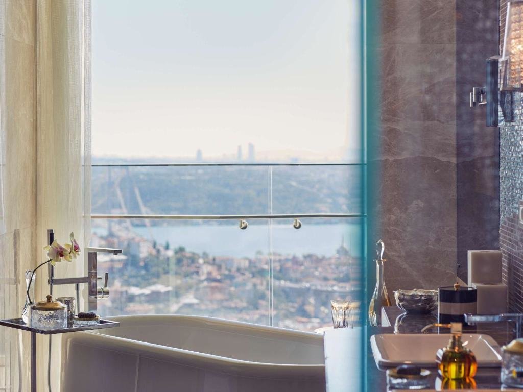 Стамбул: Raffles Istanbul