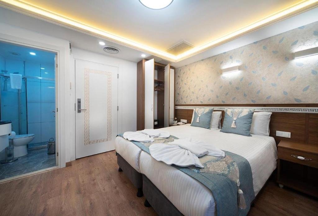 Стамбул: Lika Hotel - Superior Double or Twin Room - Unforgettable Holiday in Istanbul