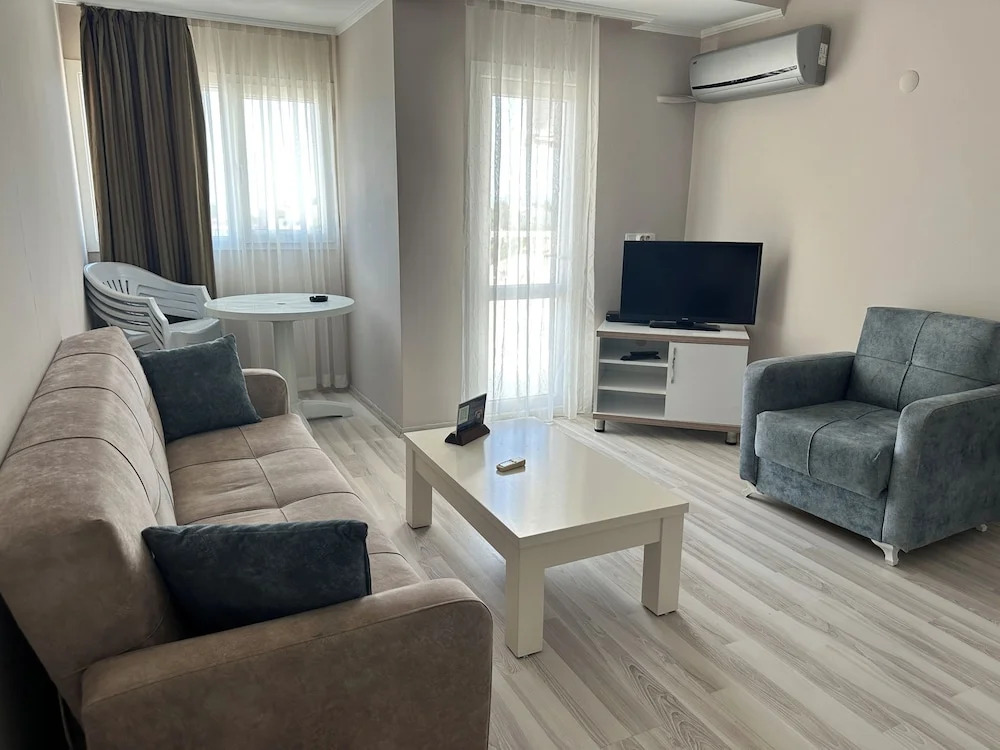 Кушадасы: Silver Tower Residence