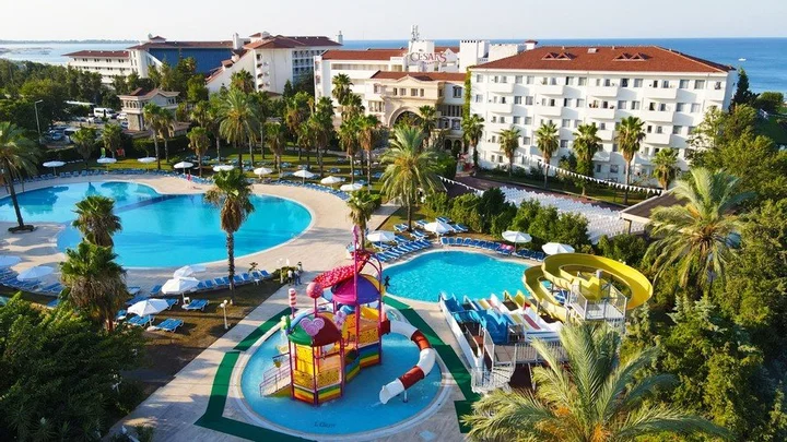 Манавгат: Cesars Resort Side