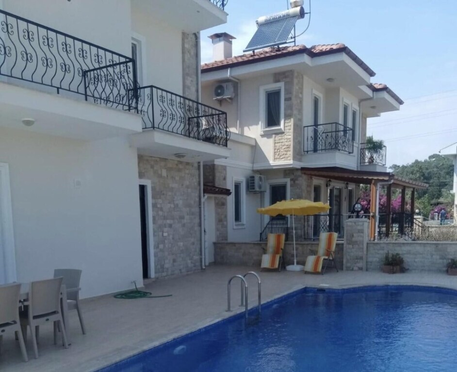 Дальян: Captivating 2-bed Penthouse Dalyan With Pool