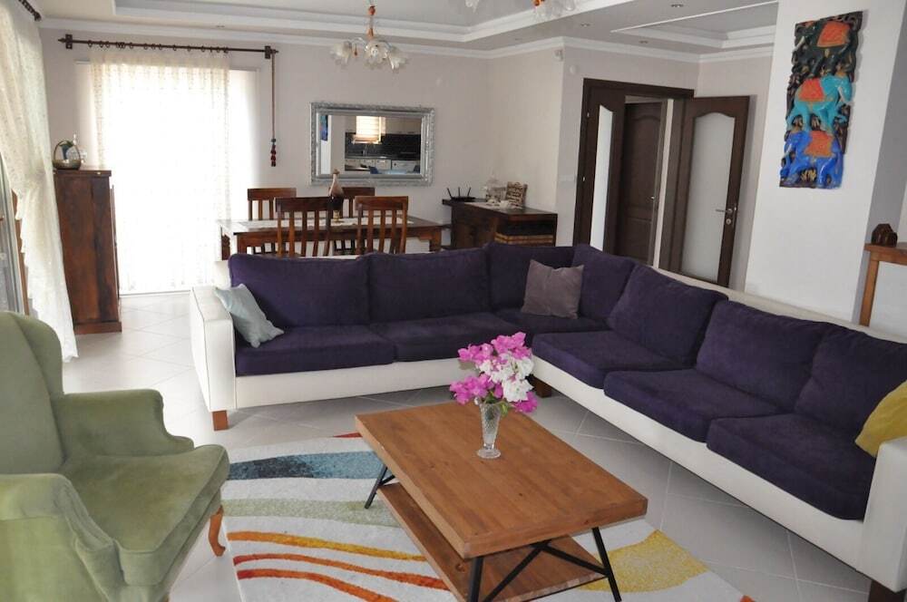 Дальян: Beautiful 4-bed Villa Private Pools