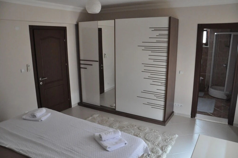 Дальян: Beautiful 4-bed Villa Private Pools