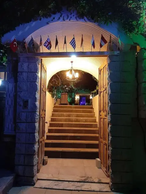 Айвалык: Yedi Yildiz Konak Evi